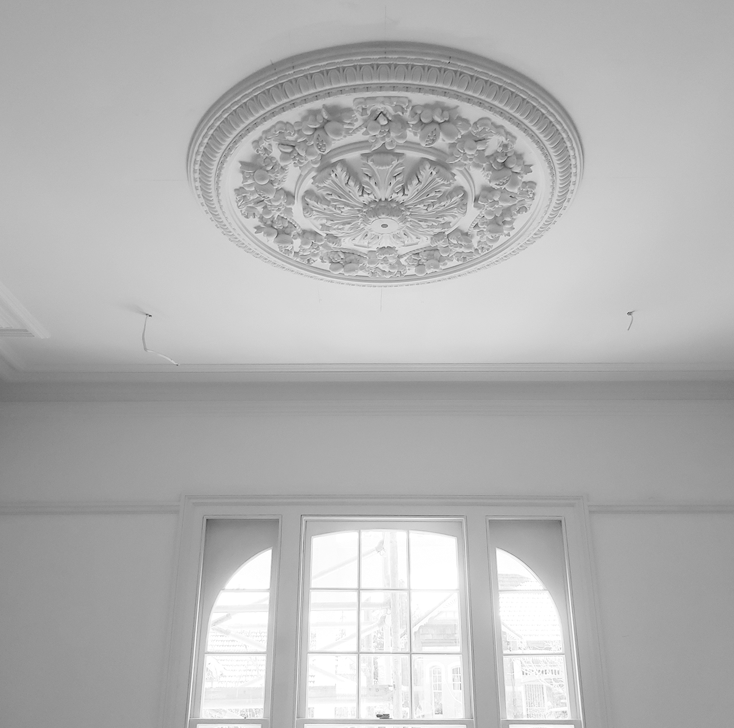 Heritage work ceiling rose